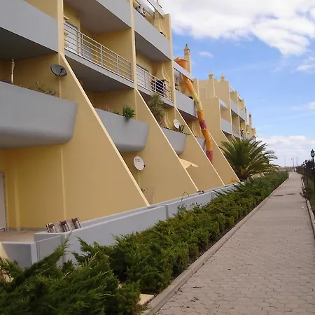 Caesar Apartment